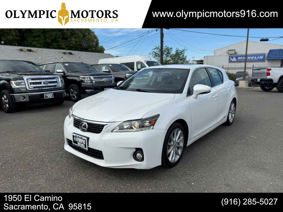2013 Lexus CT Base
