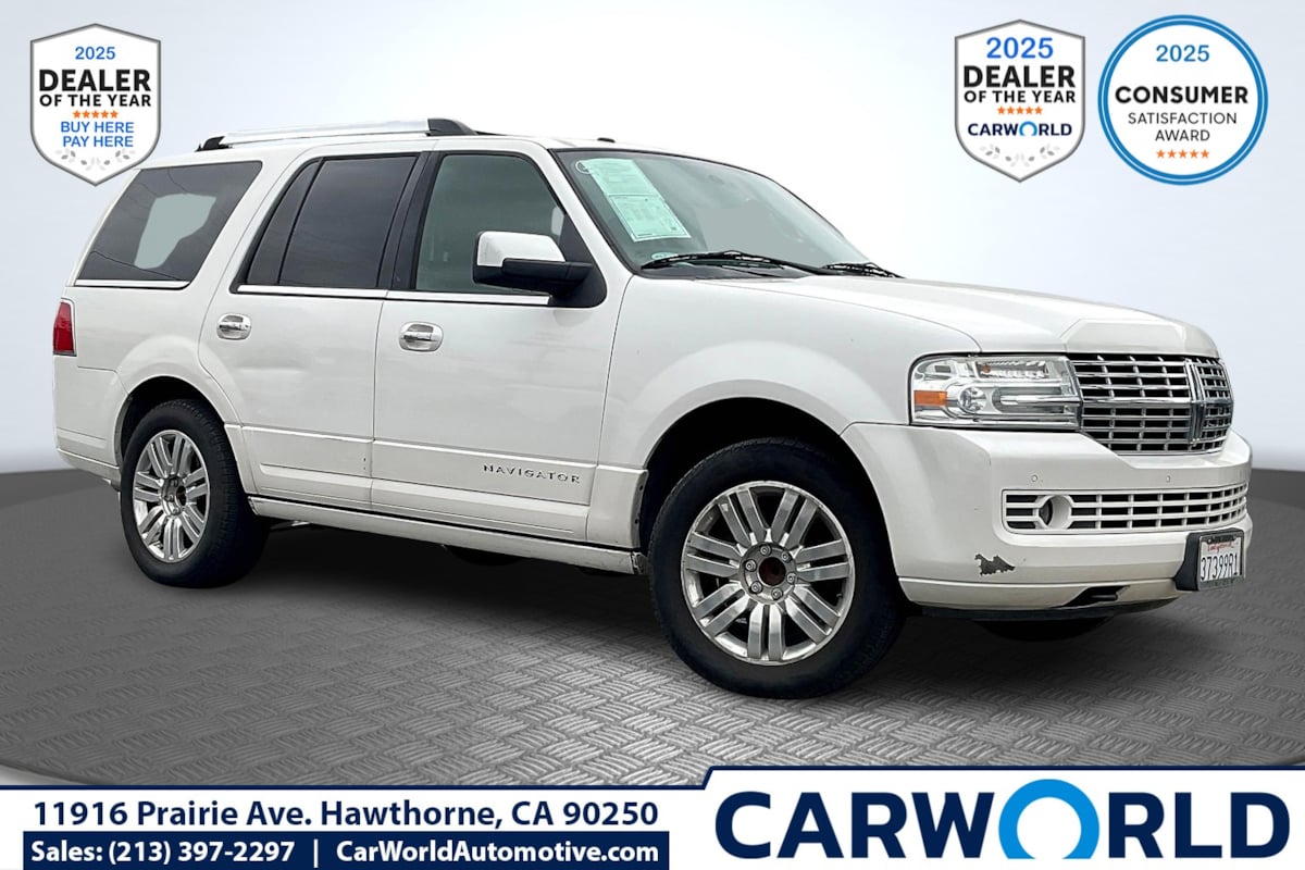 2014 Lincoln Navigator Base's photo