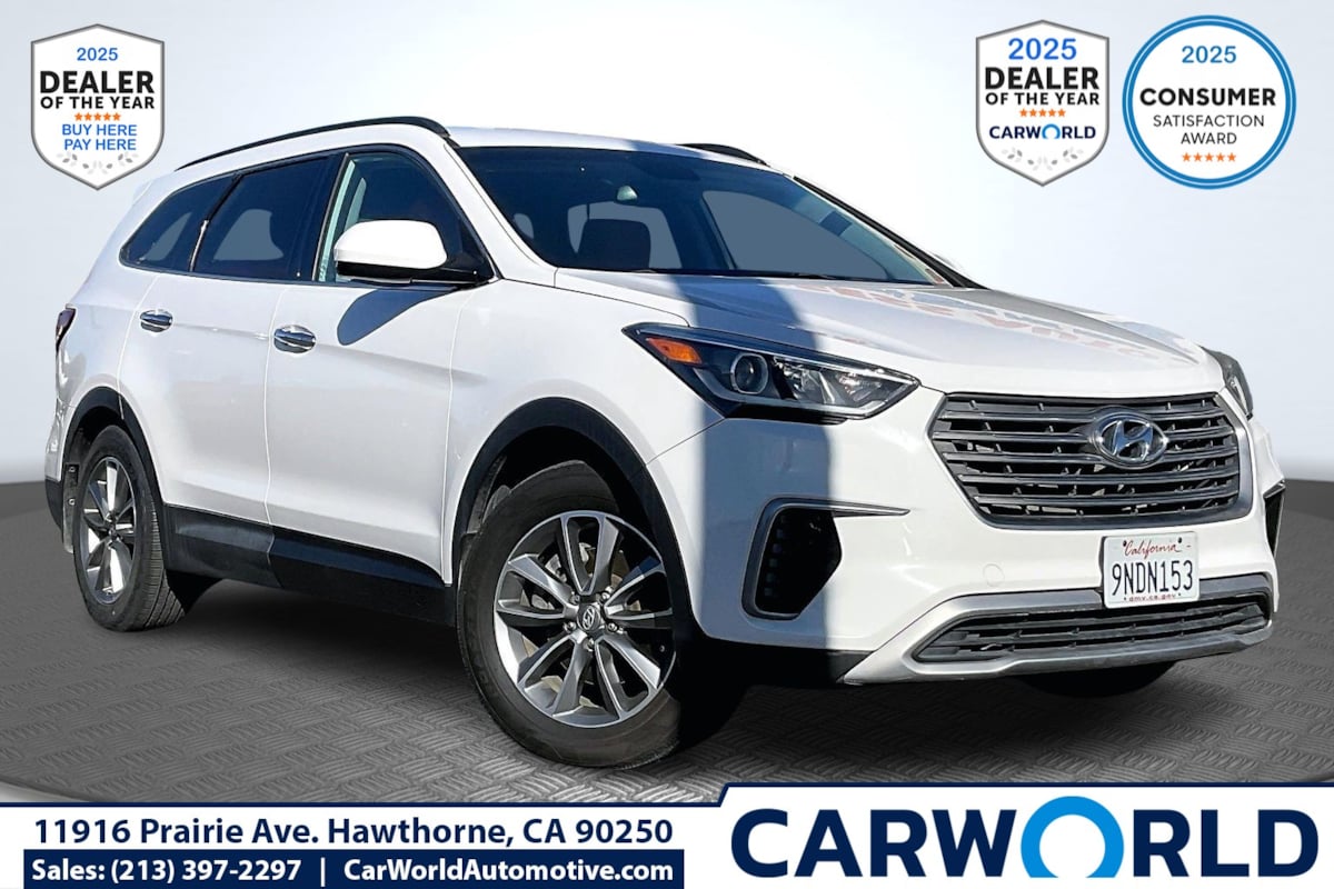 2018 Hyundai Santa Fe SE's photo