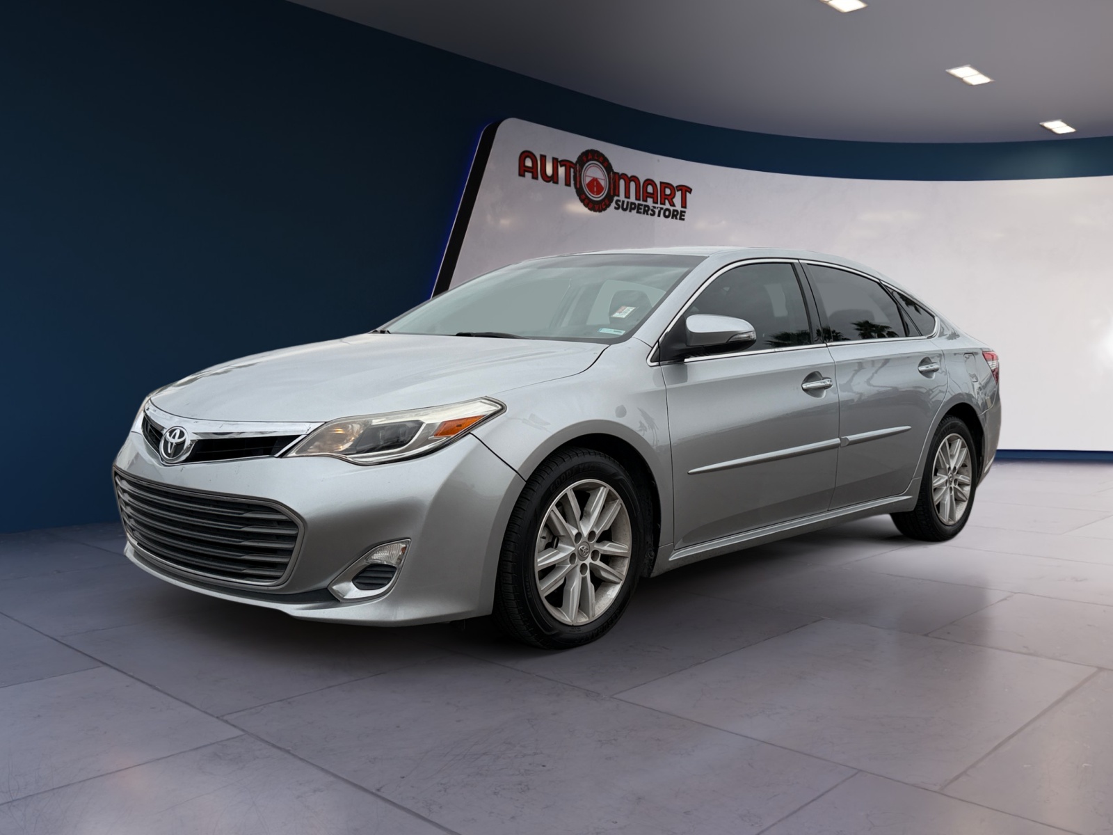 2015 Toyota Avalon XLE's photo