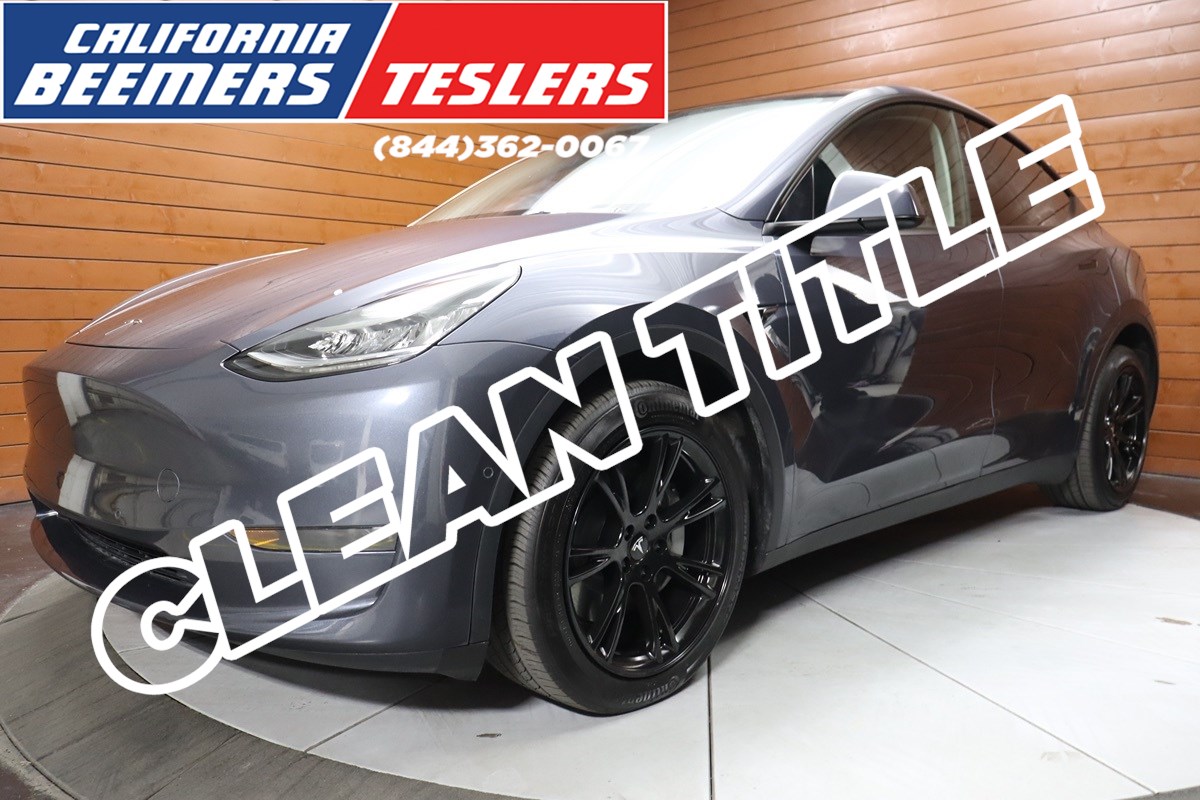 2023 Tesla Model Y Long Range's photo