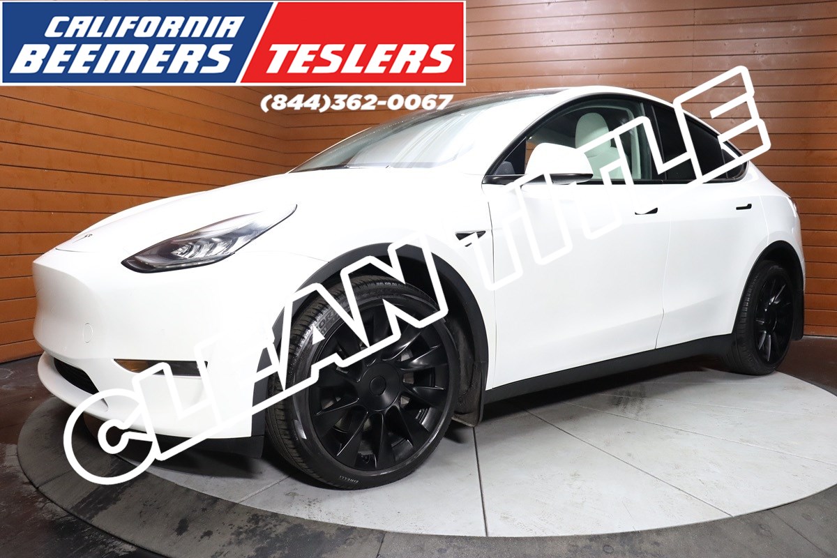 2023 Tesla Model Y Long Range's photo