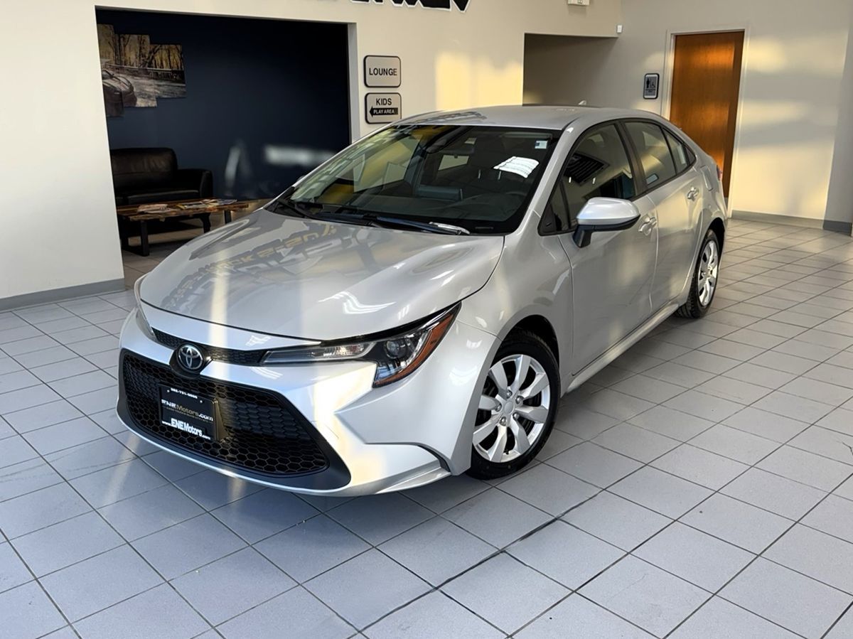 2020 Toyota Corolla LE's photo
