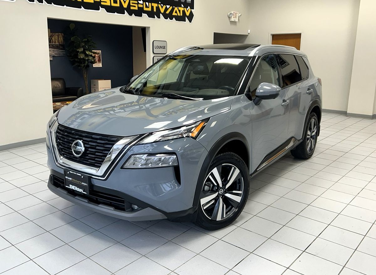 2021 Nissan Rogue SL's photo