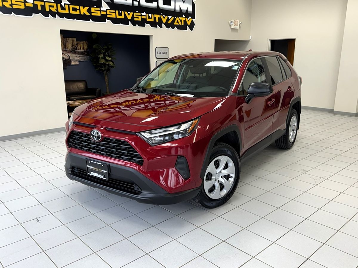 2023 Toyota RAV4 LE