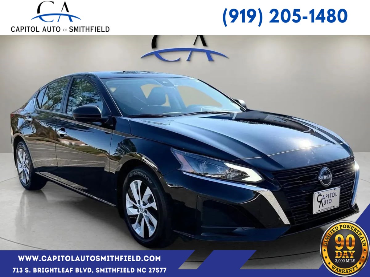 2024 Nissan Altima S's photo