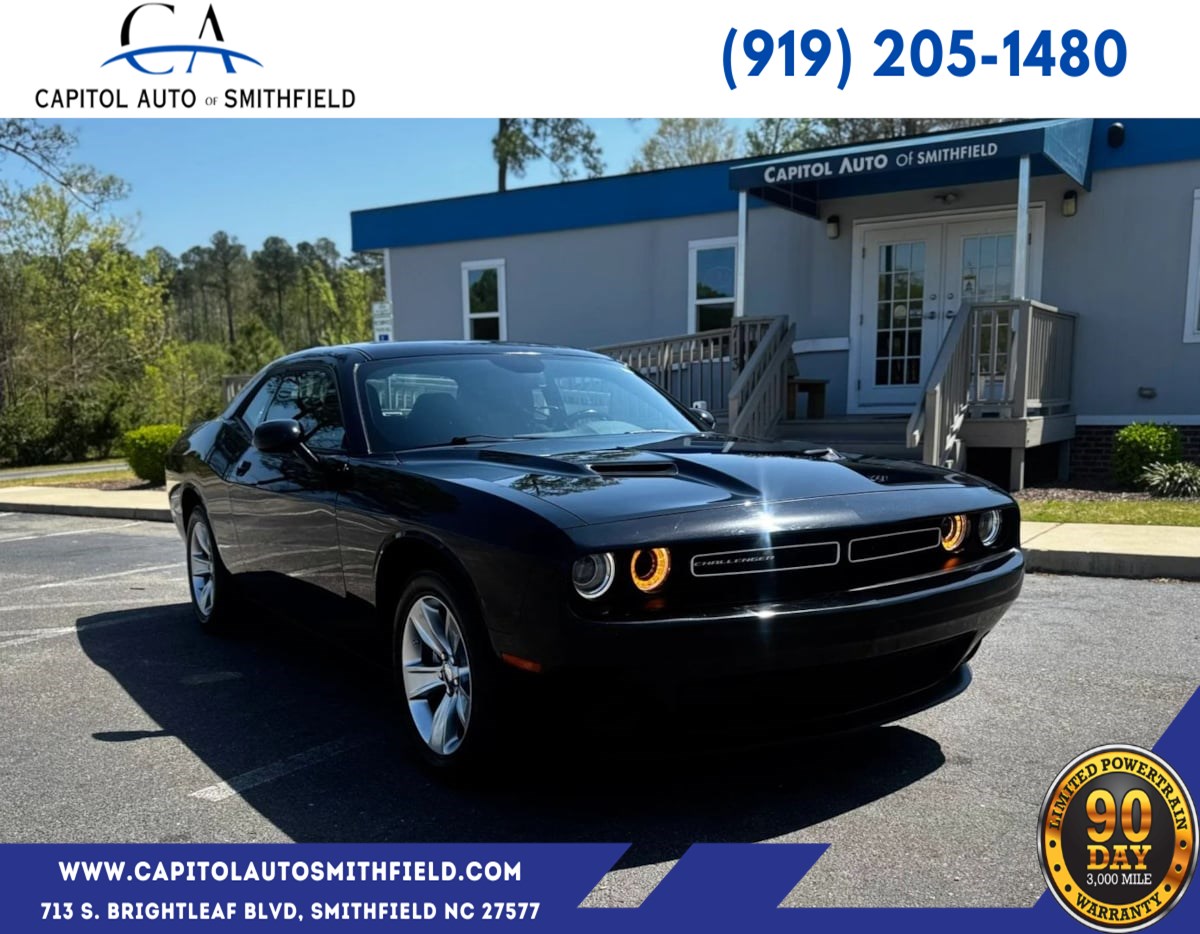 2022 Dodge Challenger SXT