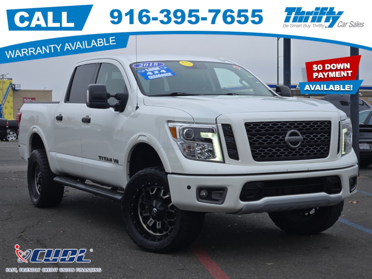 2018 Nissan Titan PRO-4X's photo
