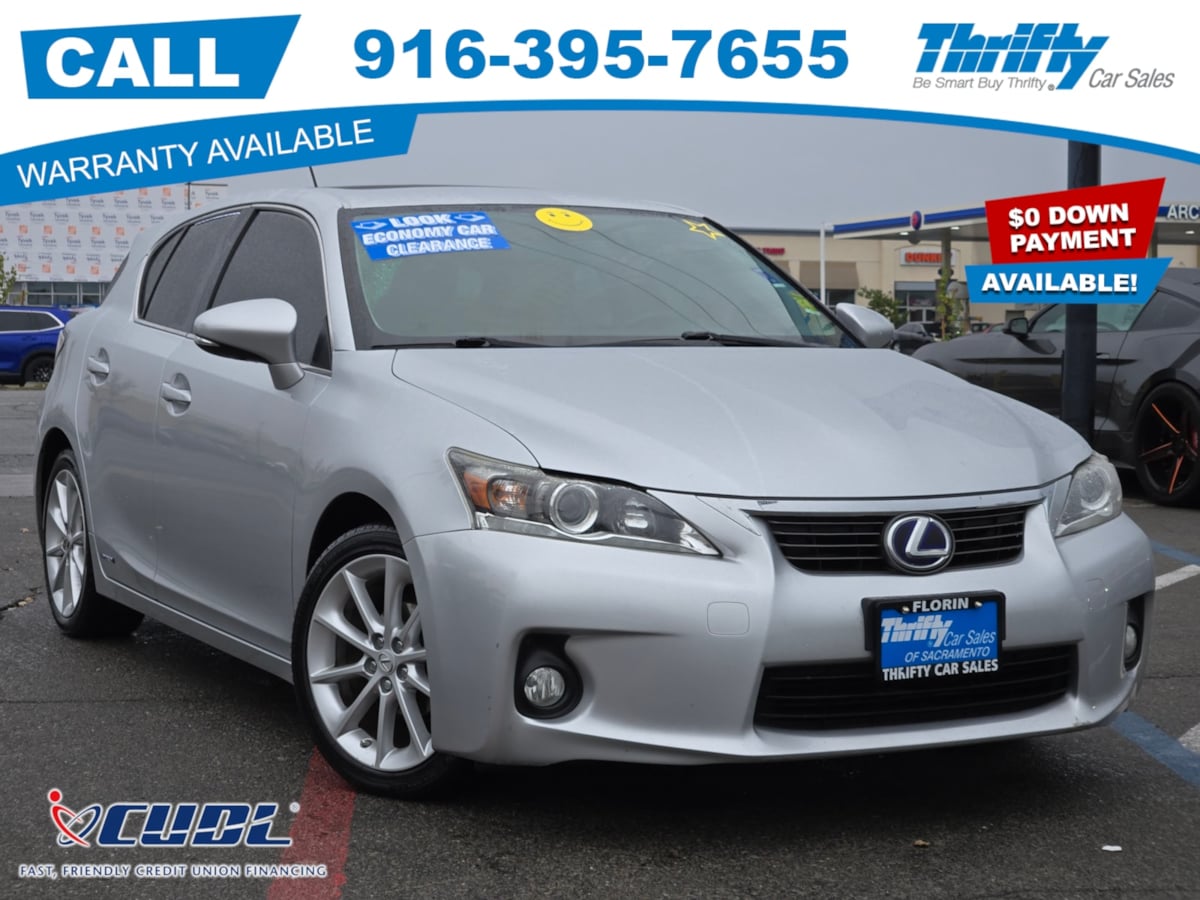 2013 Lexus CT Base's photo