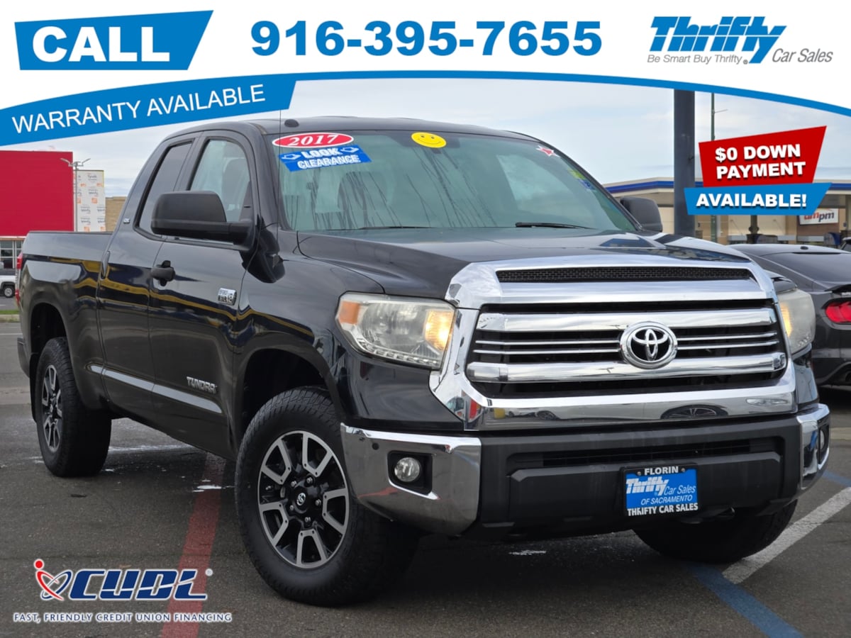 2017 Toyota Tundra SR5's photo