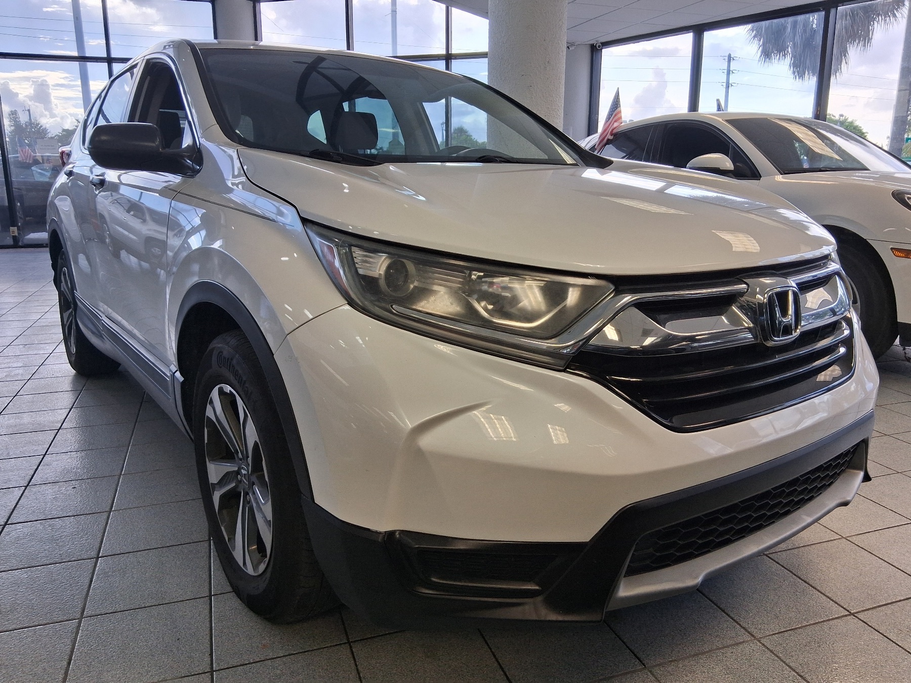 2019 Honda CR-V LX's photo