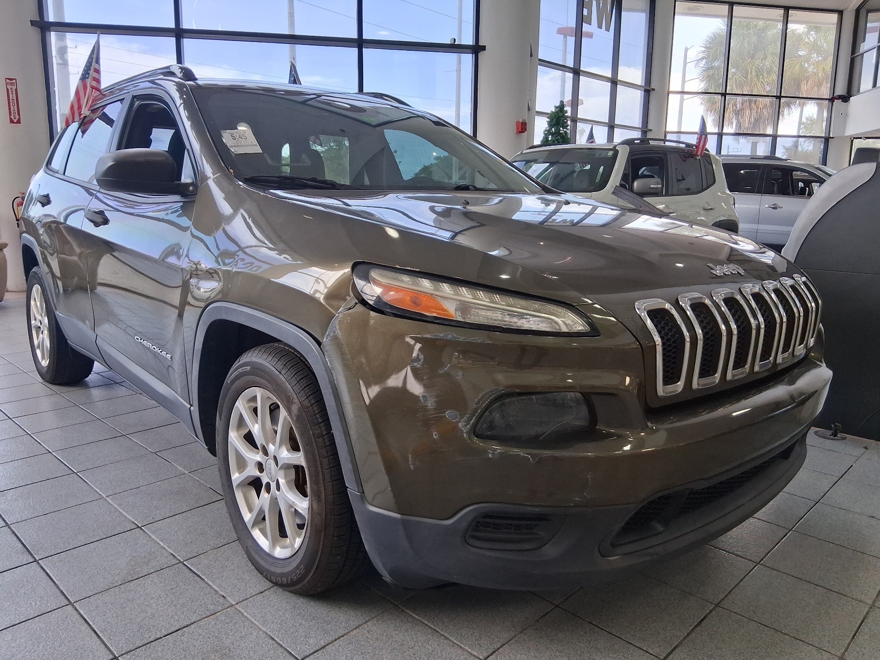 2016 Jeep Cherokee Sport's photo