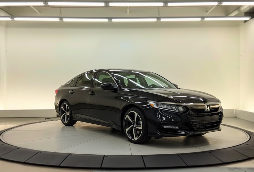 2019 Honda Accord Sport's photo