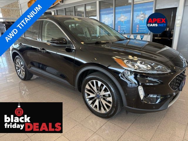 2020 Ford Escape Titanium