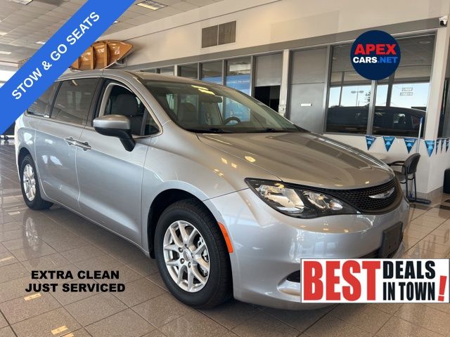 2021 Chrysler Voyager LX