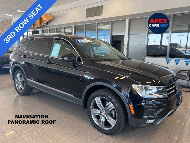 2020 Volkswagen Tiguan SEL's photo