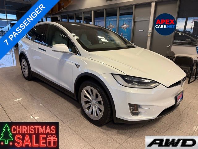 2019 Tesla Model X Long Range's photo