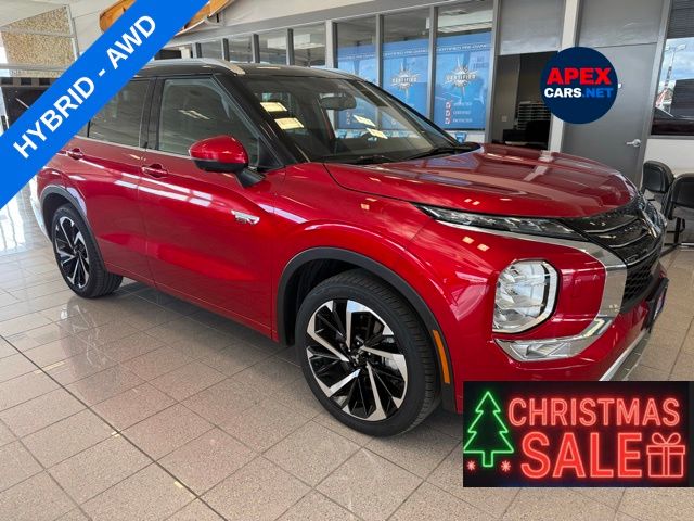 2023 Mitsubishi Outlander Plug-In Hybrid SEL's photo