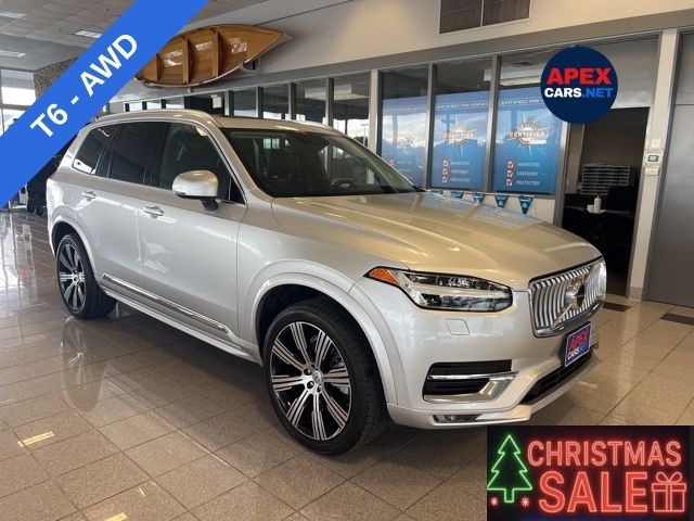 2020 Volvo XC90 Inscription's photo