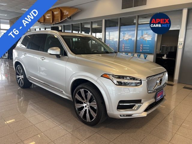 2020 Volvo XC90 Inscription's photo
