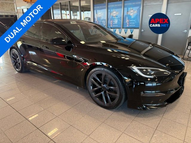 2022 Tesla Model S Long Range's photo