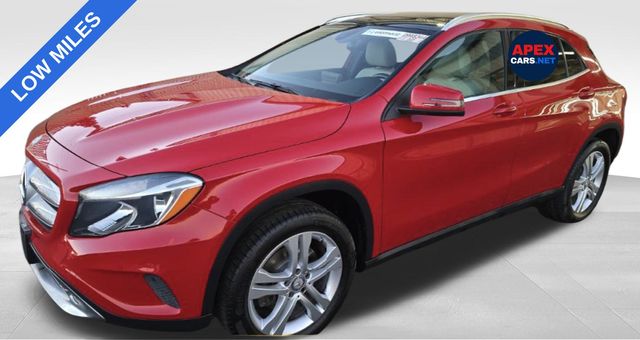 2017 Mercedes-Benz GLA-Class GLA250's photo