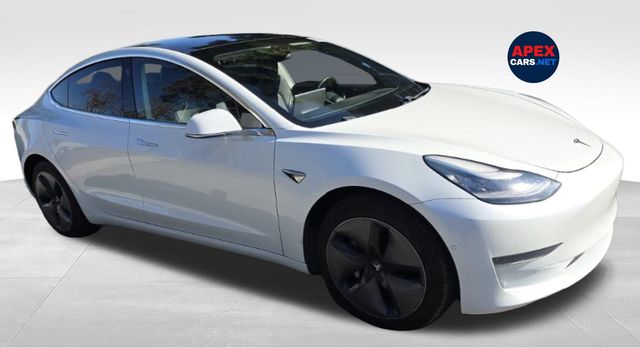 2020 Tesla Model 3 Base's photo