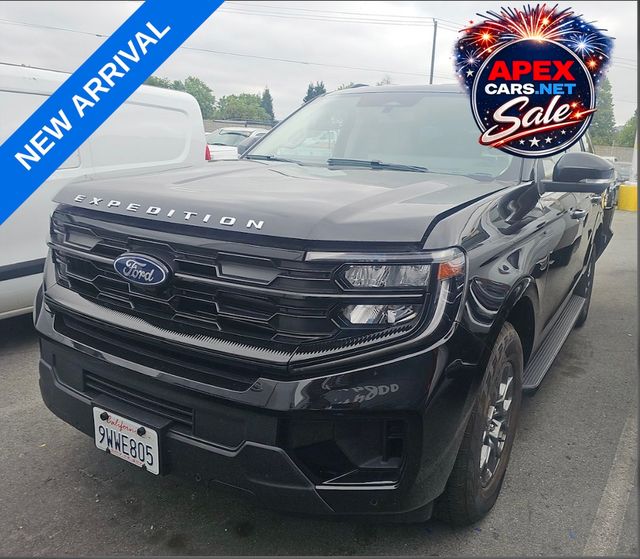 2026 Ford Expedition Active 4x4's photo