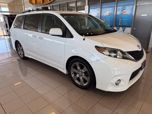 2014 Toyota Sienna SE