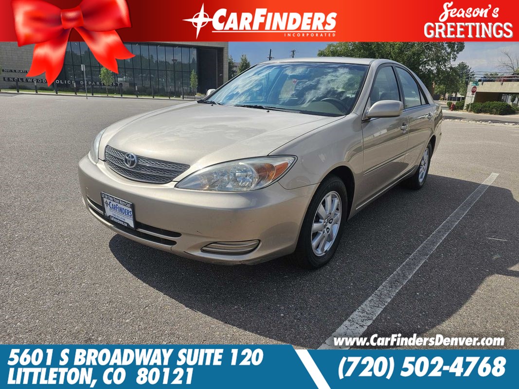 2002 Toyota Camry XLE's photo