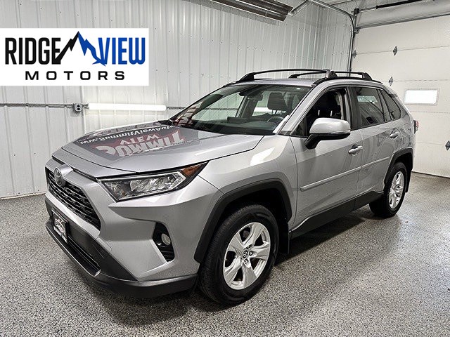 2019 Toyota RAV4 XLE's photo