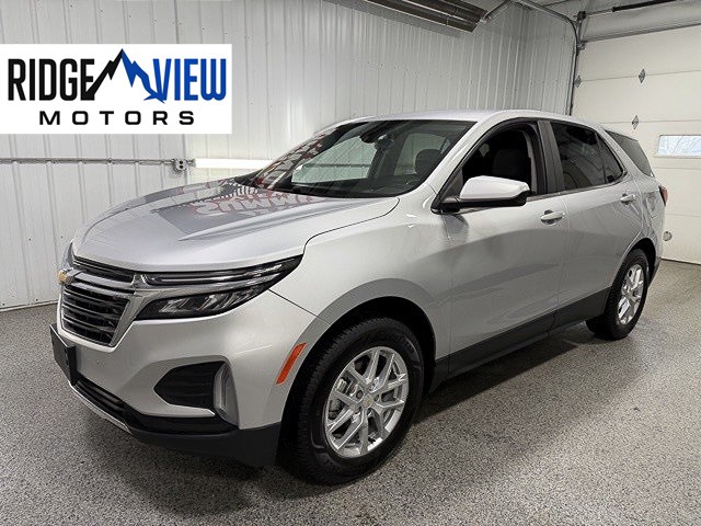 2022 Chevrolet Equinox LT's photo