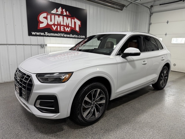 2021 Audi Q5 Premium Plus's photo