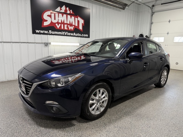 2016 Mazda MAZDA3 i Touring's photo