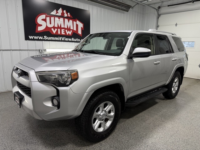 2014 Toyota 4Runner SR5's photo