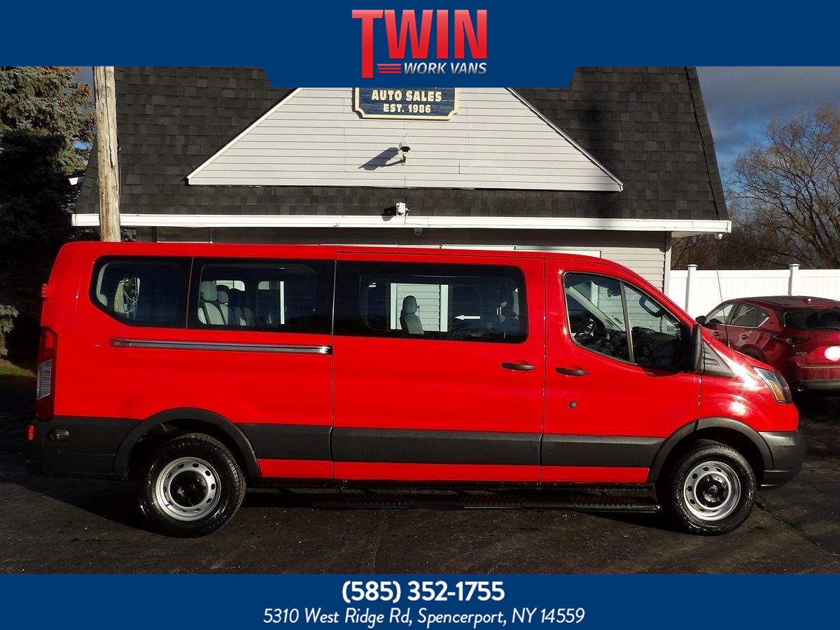 2017 Ford Transit Wagon XL's photo