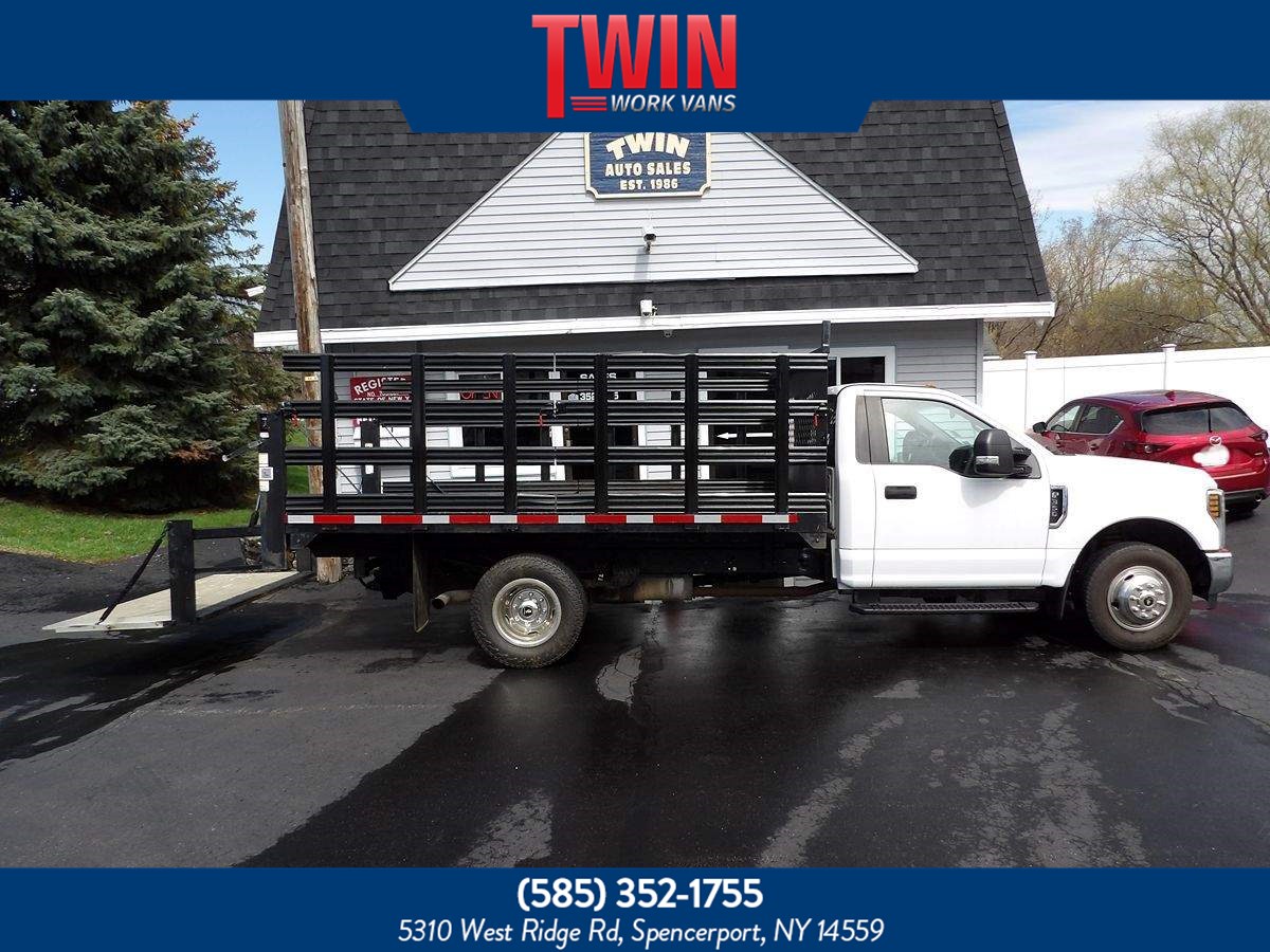 2018 Ford F-350 Super Duty Chassis Cab