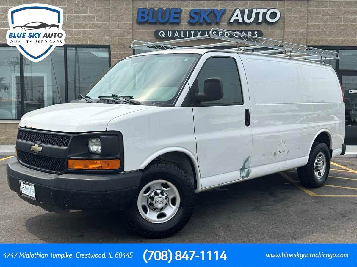 2015 Chevrolet Express Cargo Work Van's photo