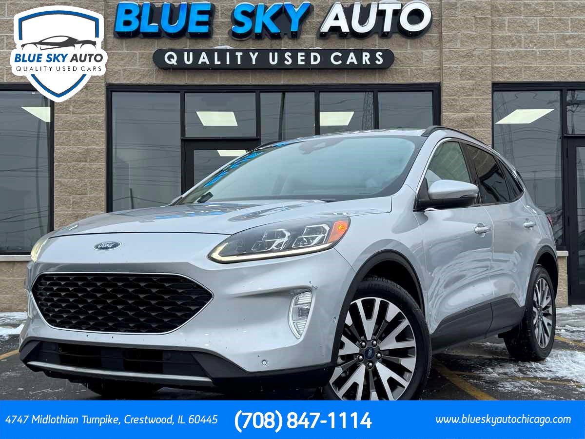 2020 Ford Escape Titanium's photo