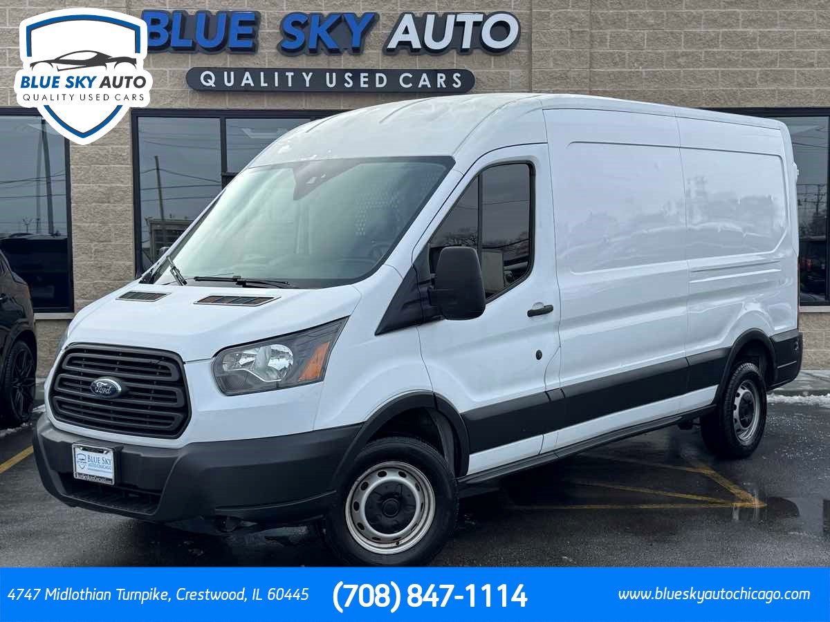 2016 Ford Transit Base's photo
