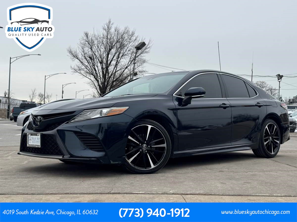 2019 Toyota Camry XSE's photo