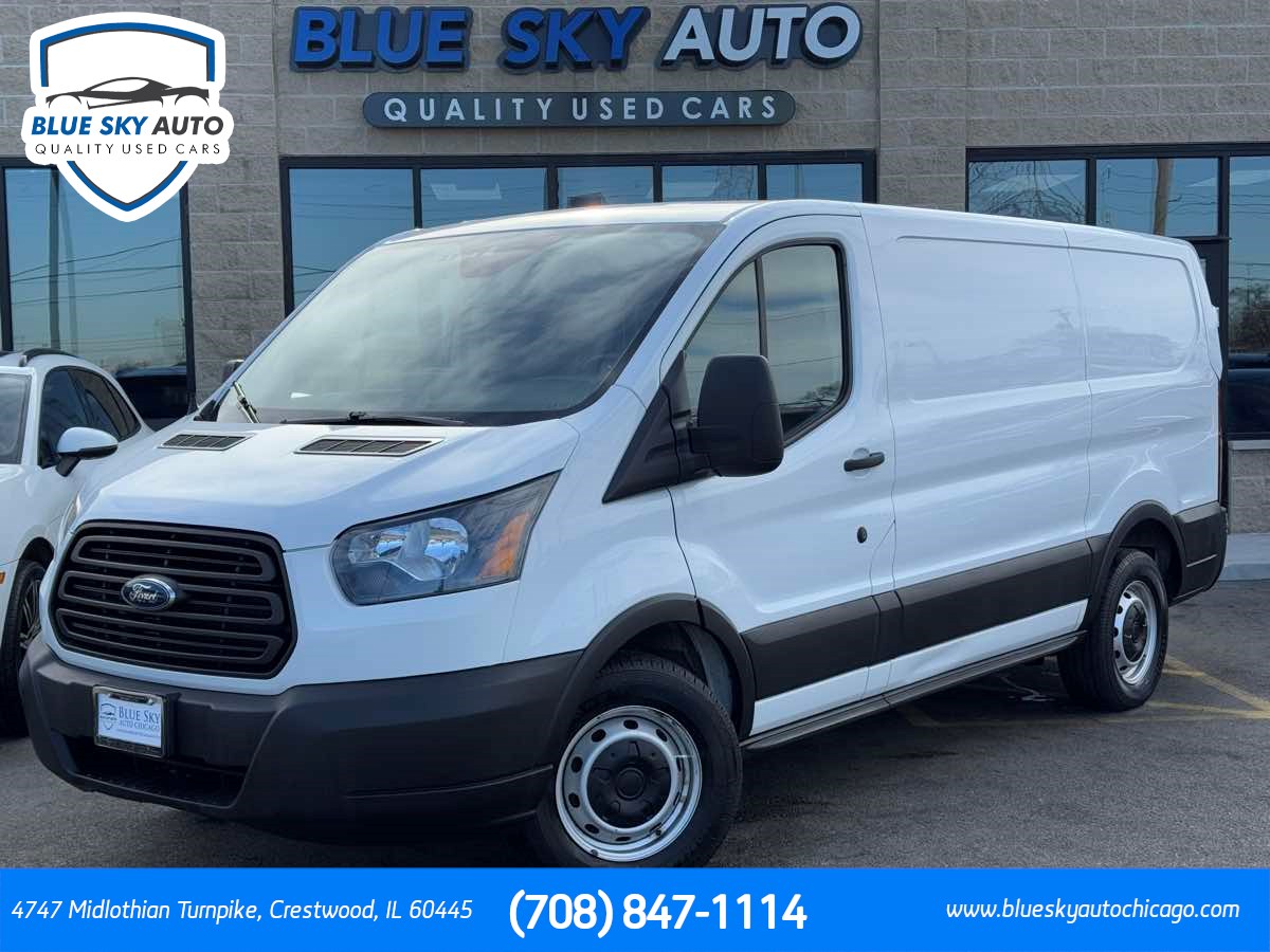 2019 Ford Transit Base's photo