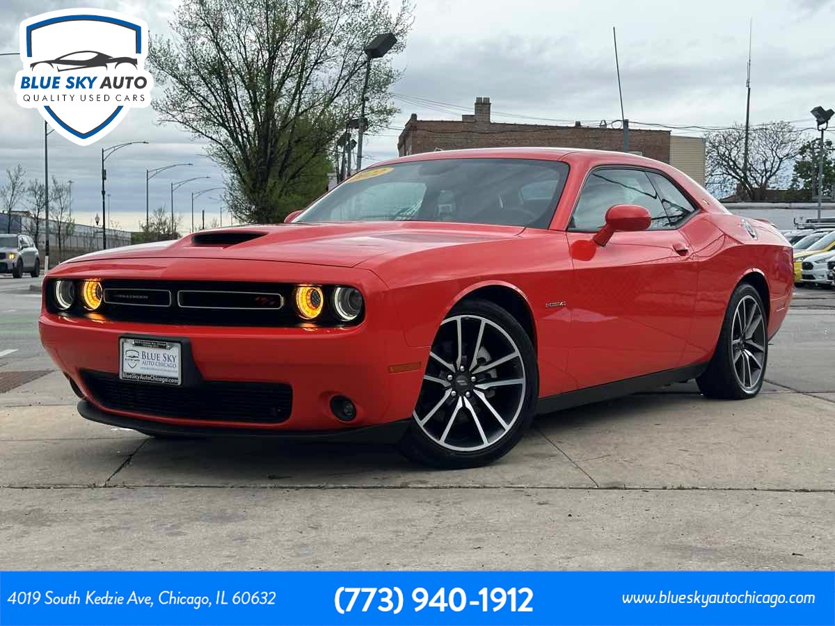 2022 Dodge Challenger R/T's photo