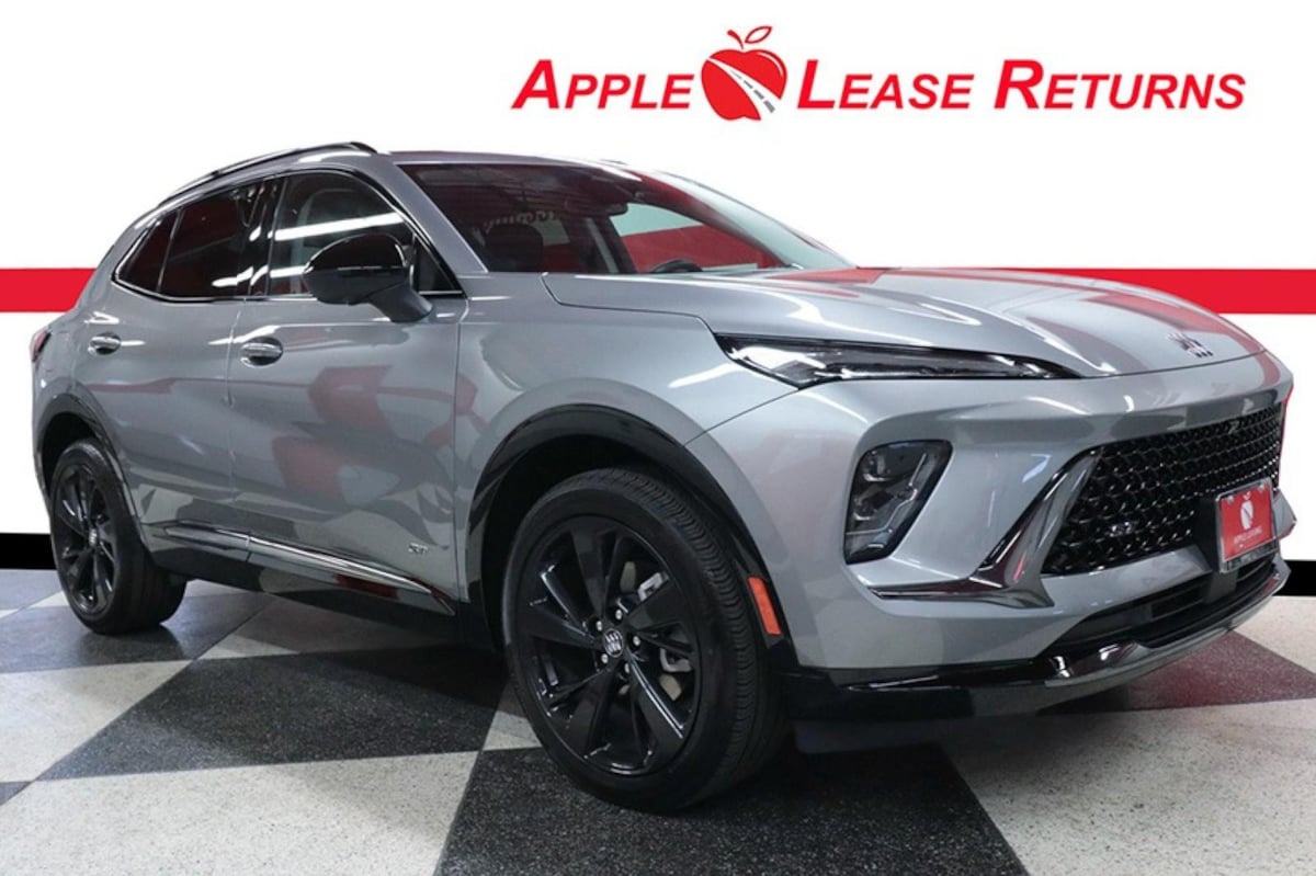 2025 Buick Envision Sport Touring's photo