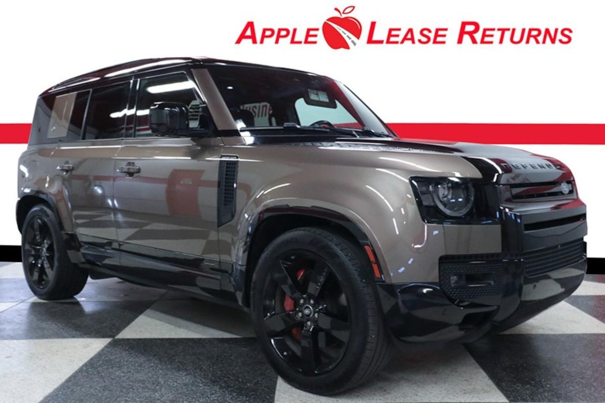 2023 Land Rover Defender X's photo