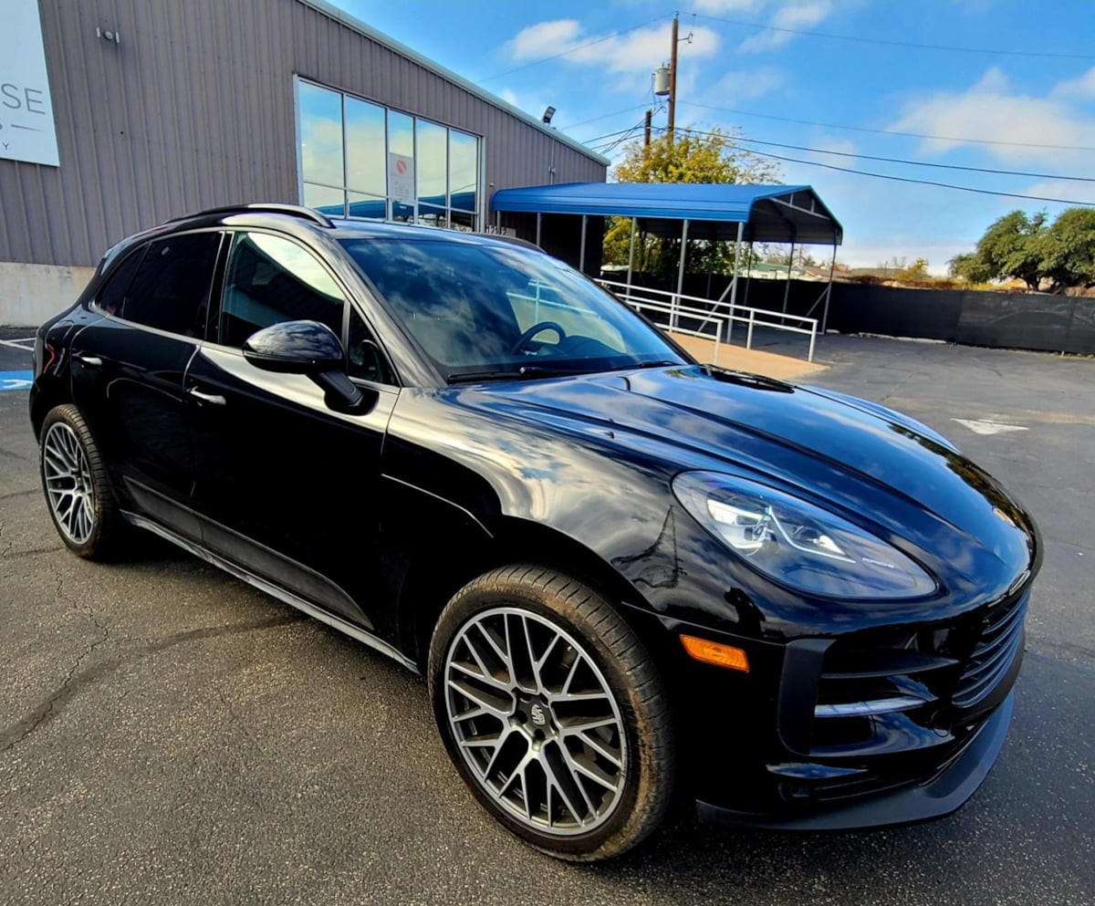 2020 Porsche Macan Base's photo