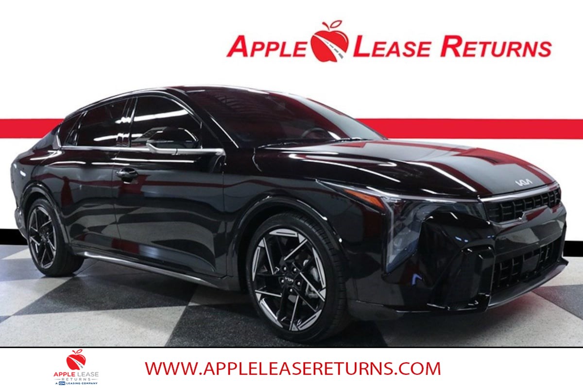 2025 Kia K4 GT-Line's photo