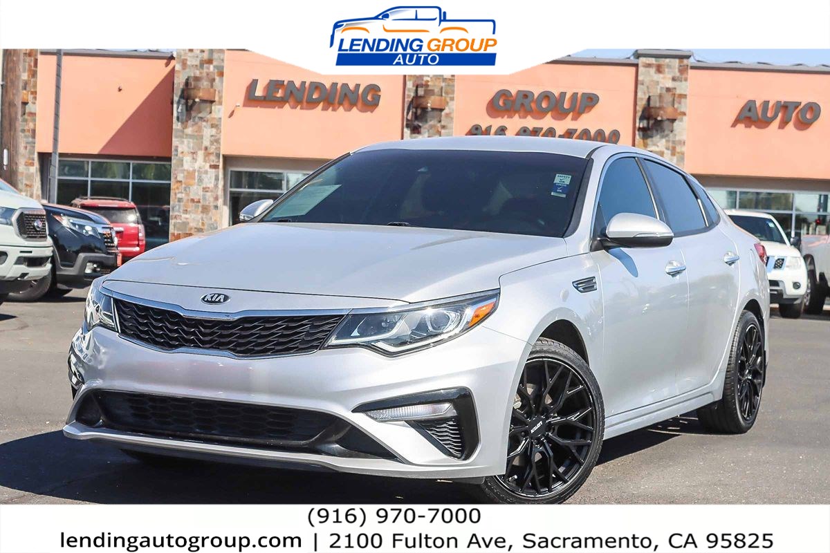 2020 Kia Optima LX's photo