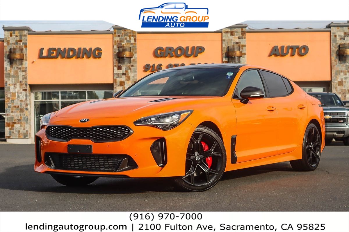 2019 Kia Stinger GTS's photo