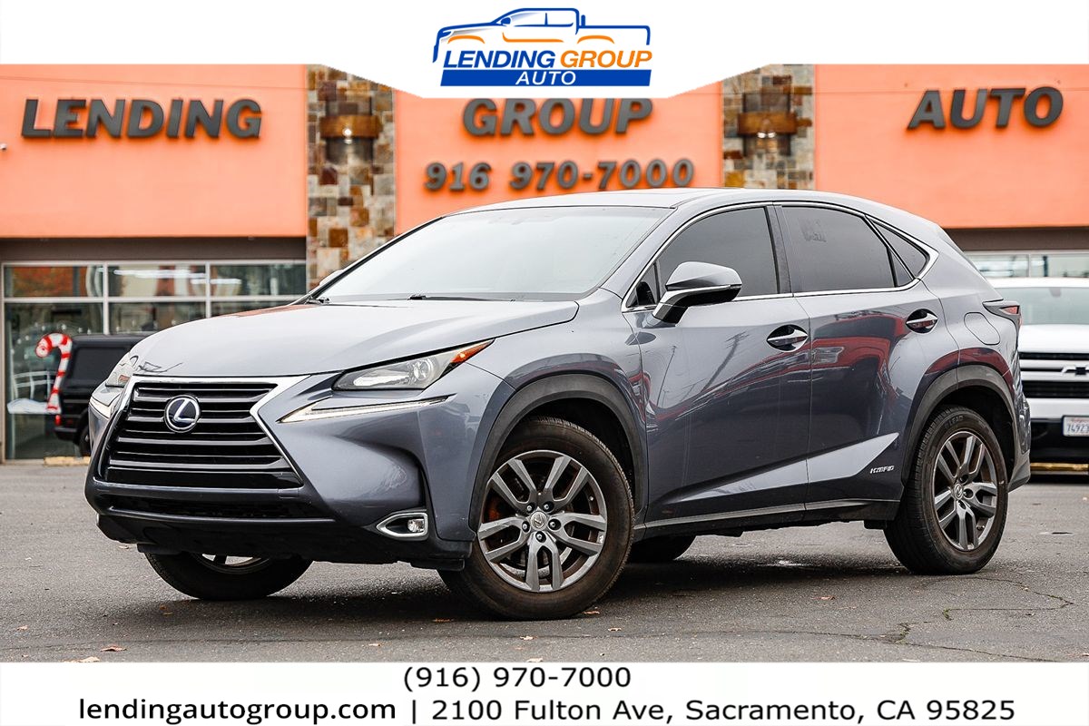2015 Lexus NX 300h's photo